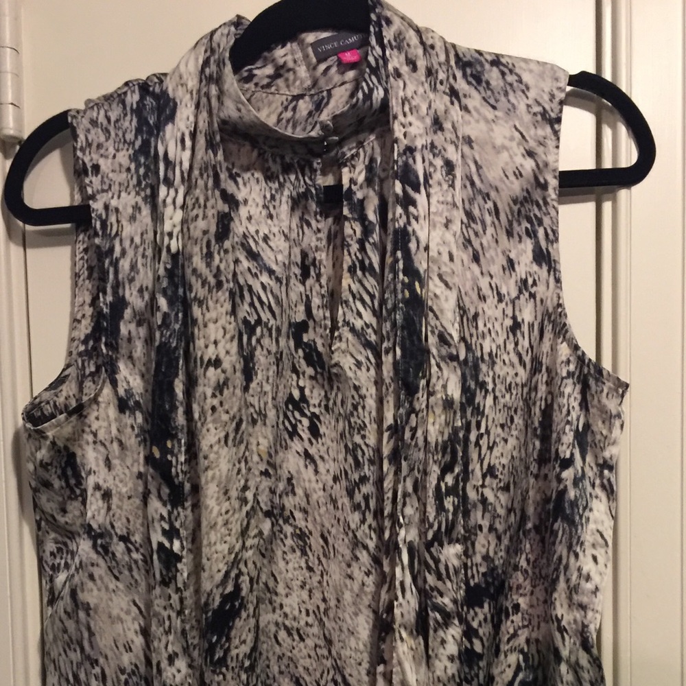 VINCE water color pattern top
